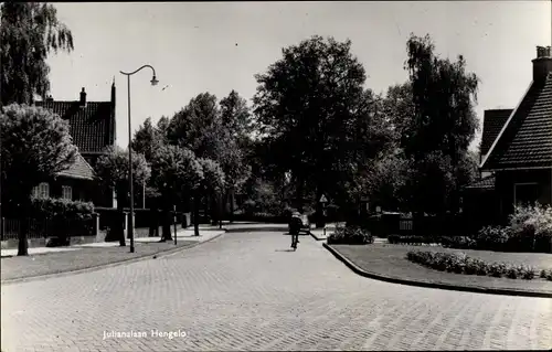 Ak Hengelo Overijssel, Julianalaan