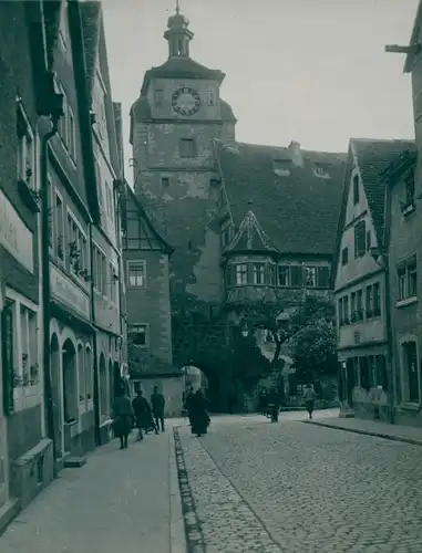 Foto Rothenburg ob der Tauber Mittelfranken, Rathaus, Straßenpartie, 04.06.1927