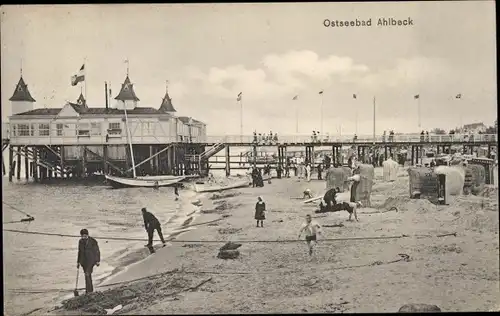 Ak Ostseebad Ahlbeck Heringsdorf auf Usedom, Strandpartie, Pier