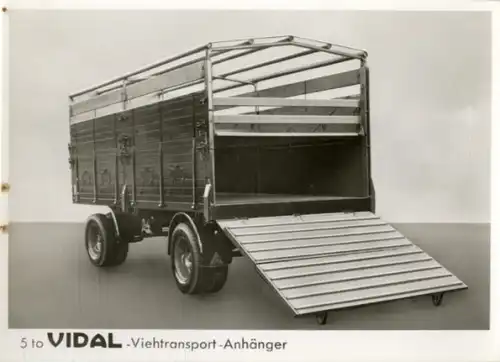 Foto Fahrzeug Firma Vidal Harburg, 5 t Viehtransport-Anhänger