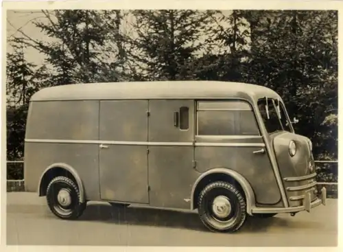 Foto Fahrzeug Firma Vidal Harburg, Matador-Kastenwagen mit Hebmüller-Karosserie