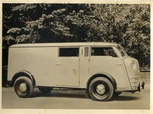 Foto Fahrzeug Firma Vidal Harburg, Tempo-Matador, Kastenwagen mit zweiter Kabine