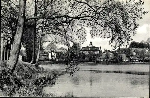 Ak Reinfeld in Schleswig Holstein, Blick auf das Rathaus