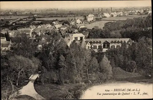 Ak Brissac Maine et Loire, Vue panoramique de Quincé
