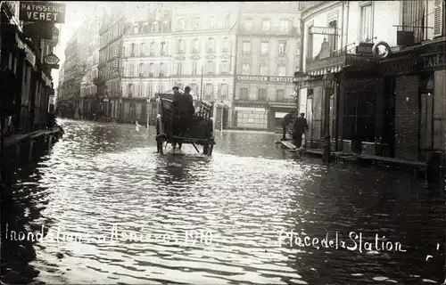 Ak Asnières Hauts-de-Seine, Inondations, Place de la Station 1910