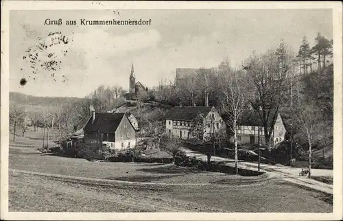 Ak Krummenhennersdorf Halsbrücke in Sachsen, Alte Fachwerkhäuser Kirche