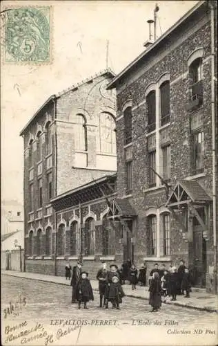 Ak Levallois Perret Hauts de Seine, L'Ecole des Filles