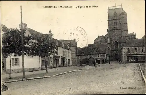 Ak Ploermel Morbihan, L'Eglise et la Place