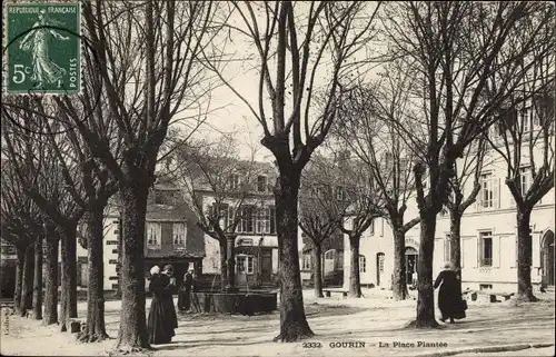 Ak Gourin Morbihan, La Place Plantee