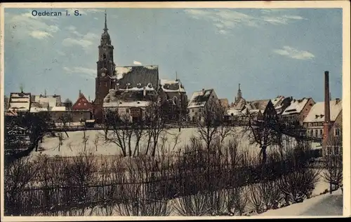 Ak Oederan Sachsen, Blick auf den Ort mit Kirche im Winter