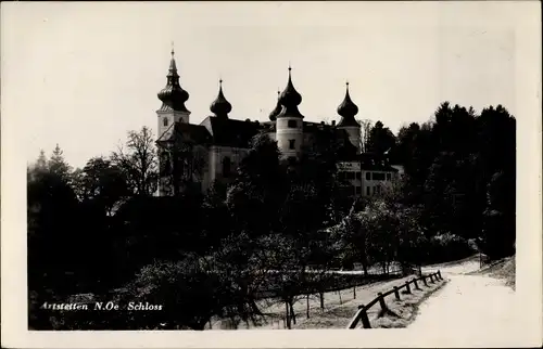 Ak Artstetten Pöbring in Niederösterreich, Blick zum Schloss