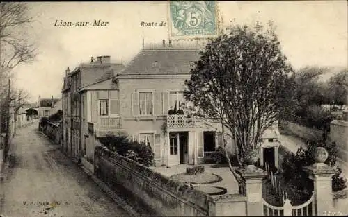 Ak Lion sur Mer Calvados, Une Rue, Villa