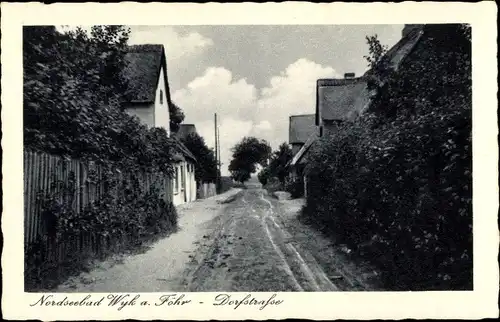 Ak Wyk auf Föhr in Nordfriesland, Dorfstraße