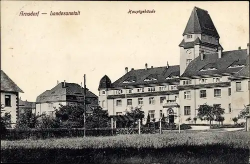 Ak Arnsdorf im Kreis Bautzen, Landesanstalt, Hauptgebäude