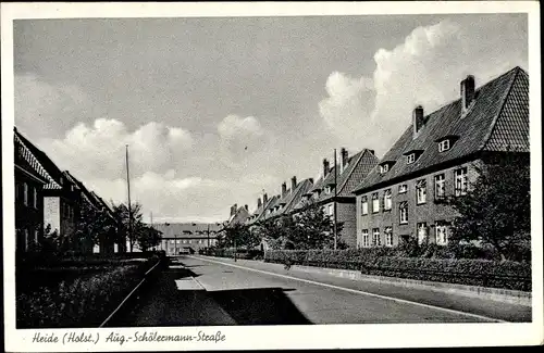 Ak Heide in Holstein Dithmarschen, Partie an der August Schölermann Straße, Wohngegend