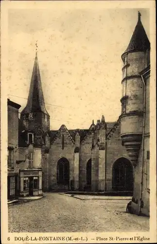 Ak Doué la Fontaine Maine et Loire, Place Saint Pierre et l'Église