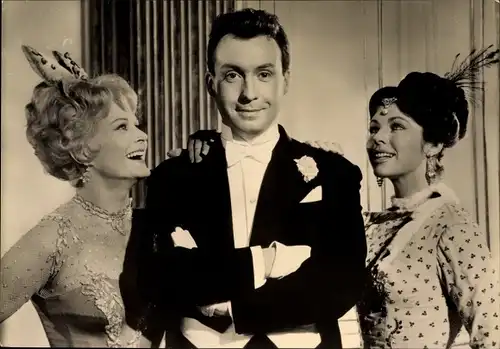 Ak Schauspieler Marika Rökk, Marianne Koch und Peter Alexander, Fledermaus