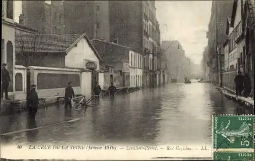 Ak Levallois Perret Hauts de Seine, La Crue de la Seine, Rue Fazillau