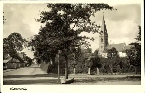 Ak Süderbrarup in Schleswig Holstein, Straßenpartie, Kirche