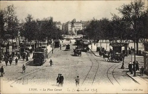 Ak Lyon Rhône, La Place Carnot