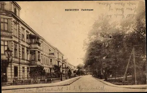 Ak Neuruppin in Brandenburg, Parkstraße