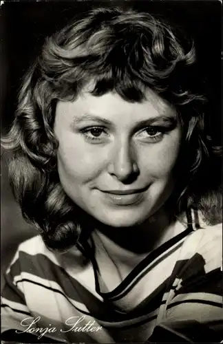 Ak Schauspielerin Sonja Sutter, Portrait, DEFA Film