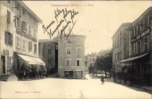 Ak Vaugneray Rhône, La Place