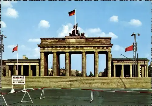 Ak Berlin, Sektorengrenze am Brandenburger Tor