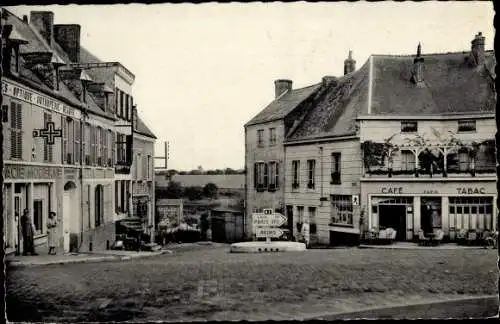 Ak Vervins Aisne, Place Sadi Carnot