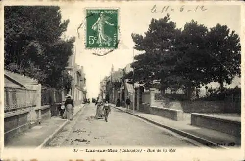 Ak Luc sur Mer Calvados, Rue de la Mer