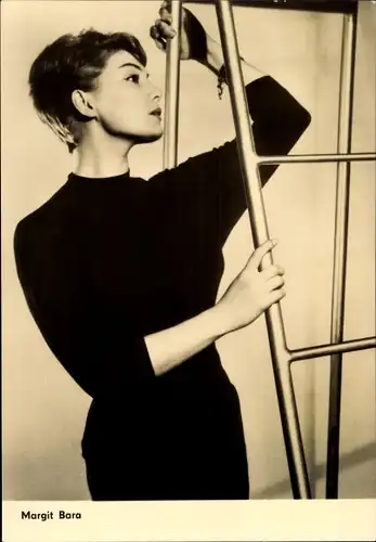Ak Schauspielerin Margit Bara, Die Kluft, Eine Sonntagsliebe, Schmuggler
