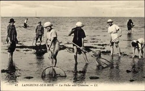 Ak Langrune sur Mer Calvados, La Peche aux Crevettes