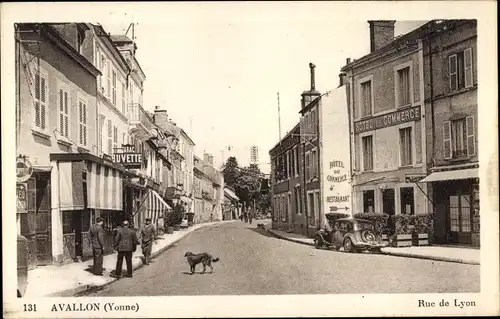 Ak Avallon Yonne, Rue de Lyon, Hotel du Commerce