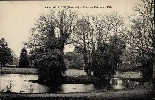 Ak La Jumellière Maine-et-Loire, Parc du Château, L'ile