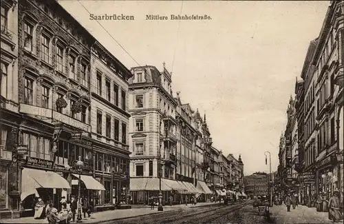 Ak Saarbrücken im Saarland, Blick in die Mittlere Bahnhofstraße, Valentin Lauterborn
