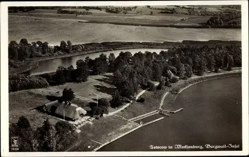 Ak Teterow in Mecklenburg, Burgwall Insel, Fliegeraufnahme