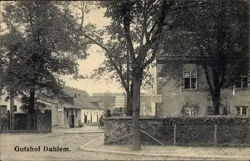 Ak Berlin Zehlendorf Dahlem, Gutshof, Eingang