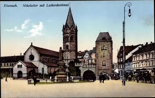 Ak Eisenach Thüringen, Partie am Nikolaitor mit Lutherdenkmal