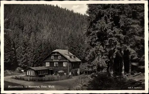 Ak Masserberg in Thüringen, Massermühle im Massertal, Wald