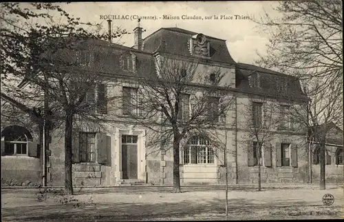 Ak Rouillac Charente, Maison Claudon, sur la Place Thiers