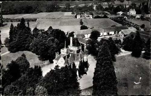 Ak Brossac Charente, Chateau de Passirac, Luftbild