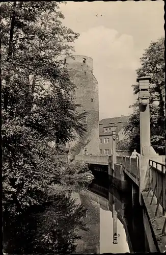 Ak Bad Liebenwerda an der Schwarzen Elster, Partie am Lubwartturm mit Fluss