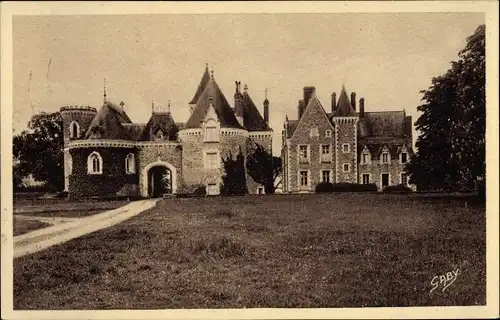 Ak Freigné Maine et Loire, Le Chateau de Bourmont