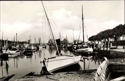 Ak Wyk auf Föhr Nordfriesland, Hafenpartie