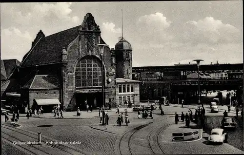 Ak Gelsenkirchen im Ruhrgebiet, Bahnhofsvorplatz, Bahnhof