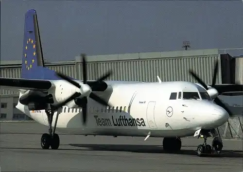 Ak Deutsches Passagierflugzeug, Team Lufthansa, Fokker 50