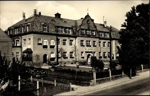 Ak Leubsdorf in Sachsen, Schule der Freundschaft