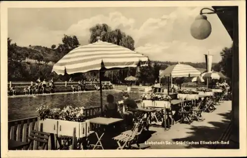 Ak Liebstadt Erzgebirge Sachsen, Städtisches Elisabeth-Bad, Terrasse mit Blick auf das Schwimmbecken