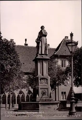 Foto Freiburg im Breisgau Baden Württemberg, Berthold Schwarz Denkmal, Verlag Joh. Elchlepp