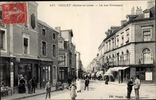 Ak Cholet Maine et Loire, La rue Nationale